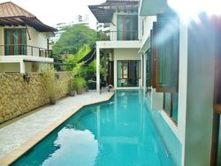 Holland Road (D10), Detached #554422681